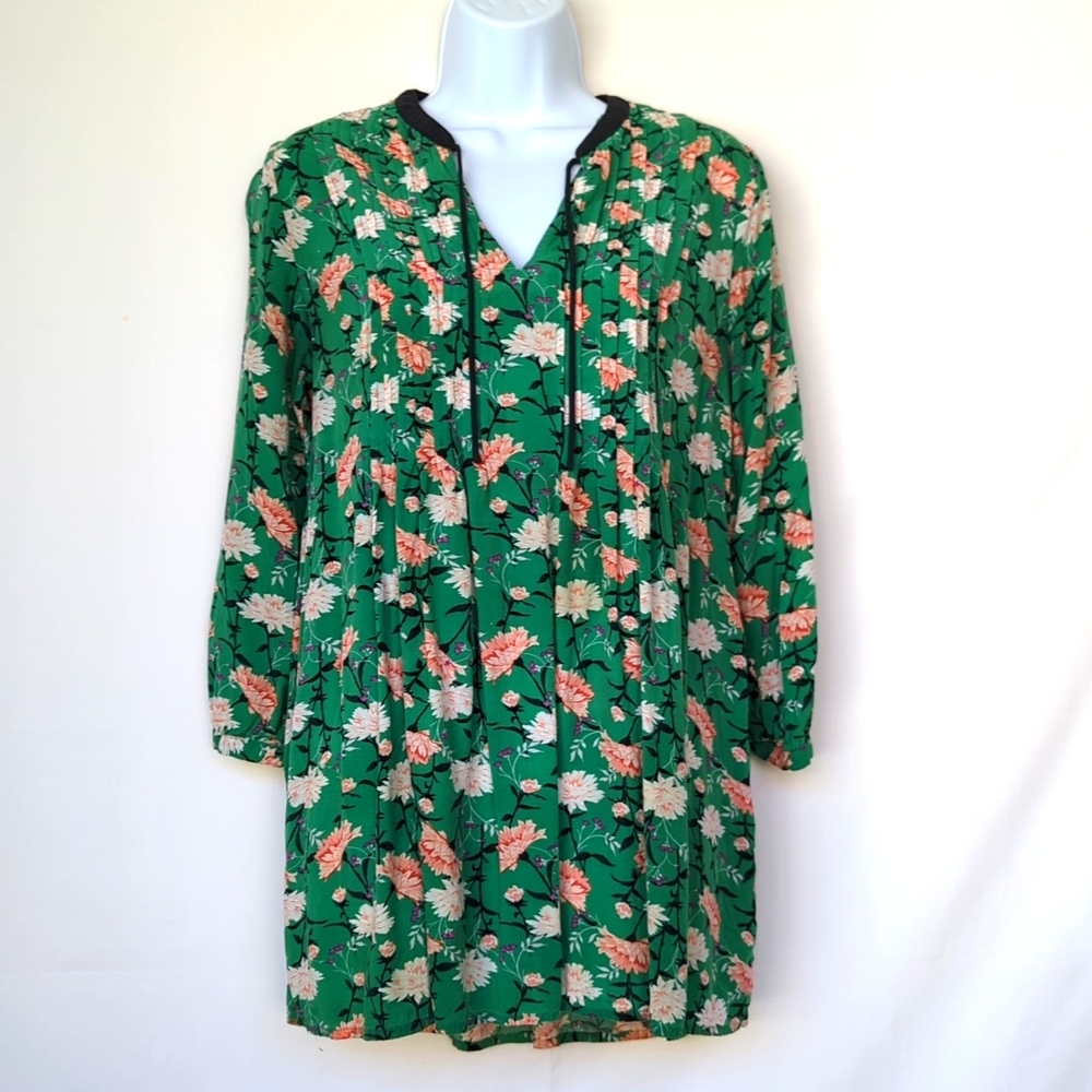 OLD NAVY | Floral Tie-Neck Mini Swing Dress - Picture 2 of 11